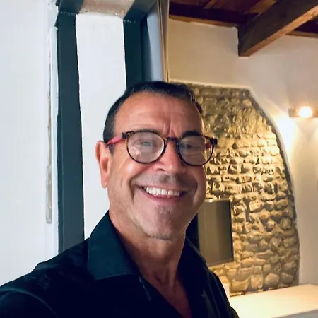 Roberto's Apartment. Piazza Santa Croce. Apartment Florence
